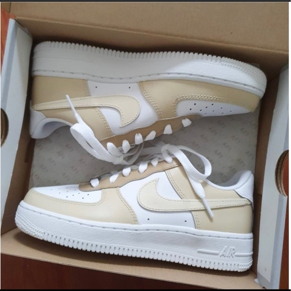 Custom Nike Air Force 1 (Neutral Shades) - Picture 4 of 7